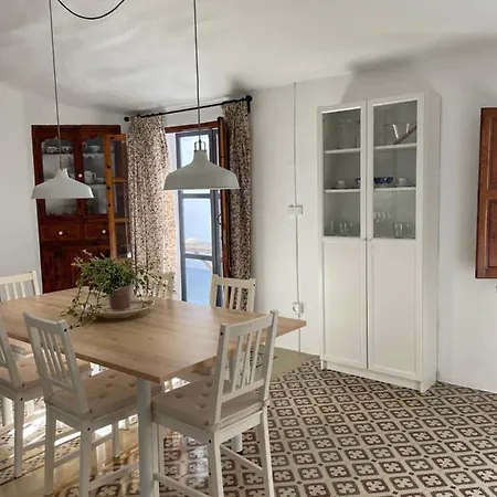 Encantadora Casa Con Terraza A Un Minuto De La Playa Casa de Férias *