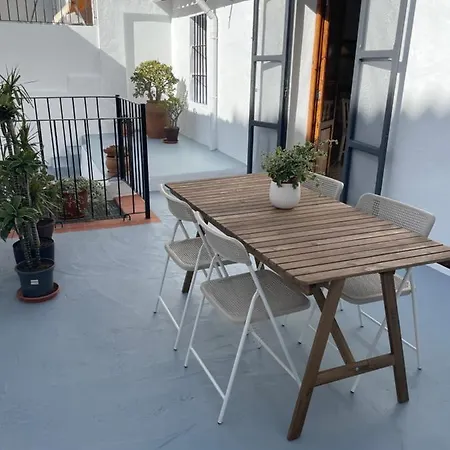 Casa de Férias Encantadora Casa Con Terraza A Un Minuto De La Playa *